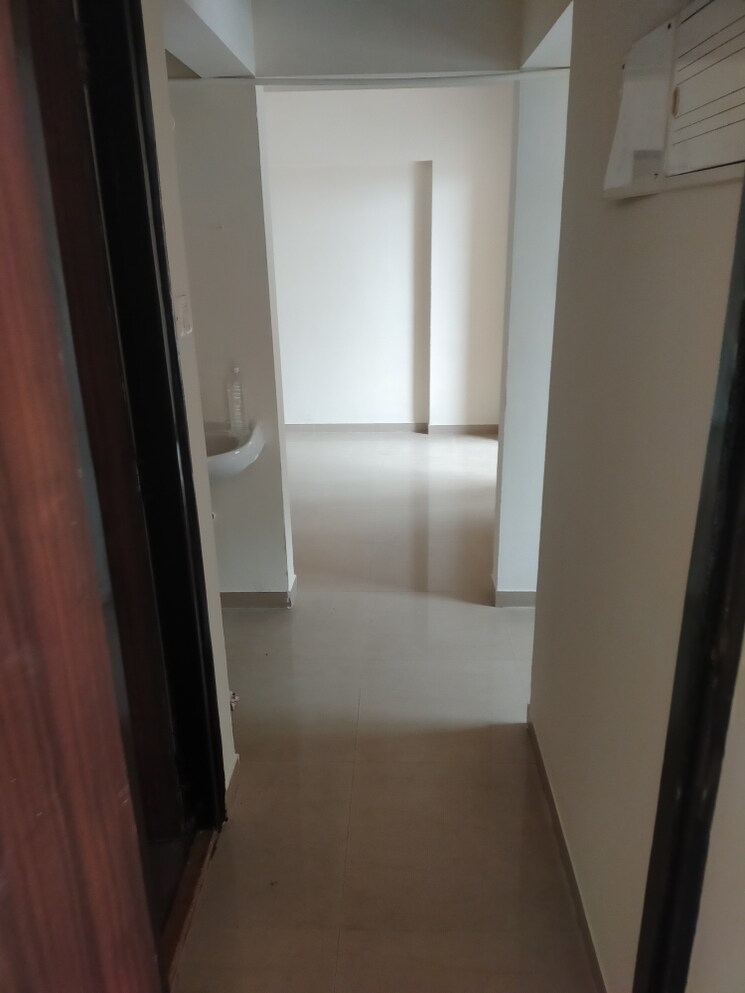 Room, raunak-city-phase-3 1 Bedroom 588 Sq.Ft. Apartment In Kalyan West Thane 8663990