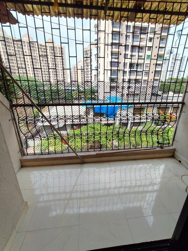 Balcony, godrej-hill 1 Bedroom 712 Sq.Ft. Apartment In Kalyan West Thane 8664047