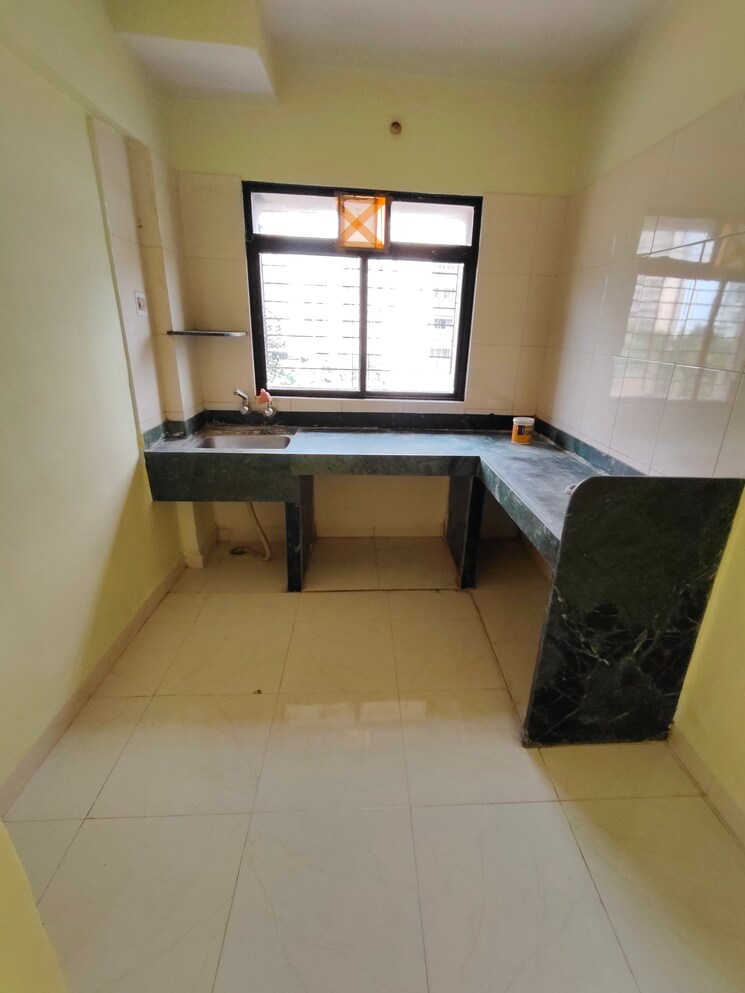 Kitchen, godrej-hill 1 Bedroom 712 Sq.Ft. Apartment In Kalyan West Thane 8664047