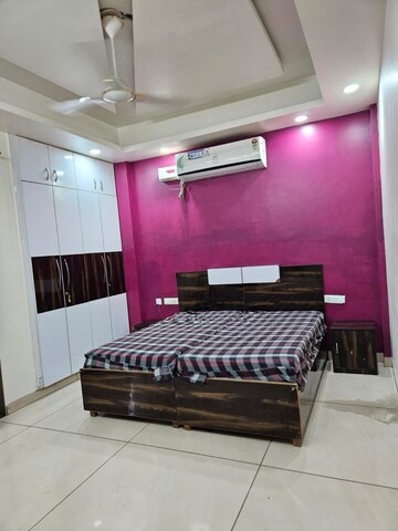 Bedroom in 2 BHK Apartment at SAS Tower, Sector 38 – for Rent