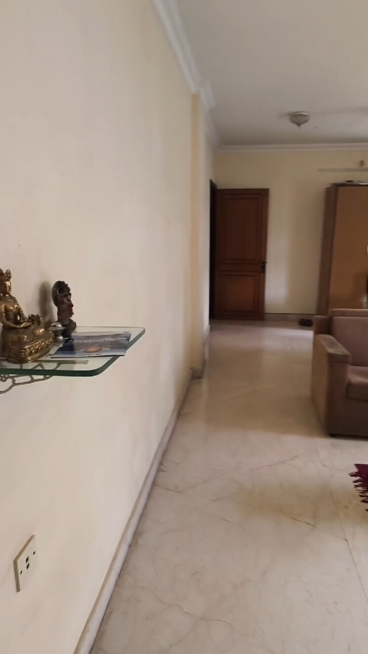 Living Room, khar west 3 Bedroom 1300 Sq.Ft. Apartment In Khar West Mumbai 8664035