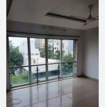 Room in 2 BHK Apartment at Monarch Apartment, Santacruz West – for Rent