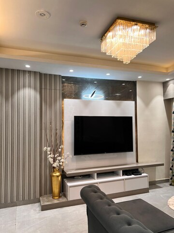 3 BHK Apartment For Rent in Saya Gold Avenue, Vaibhav Khand