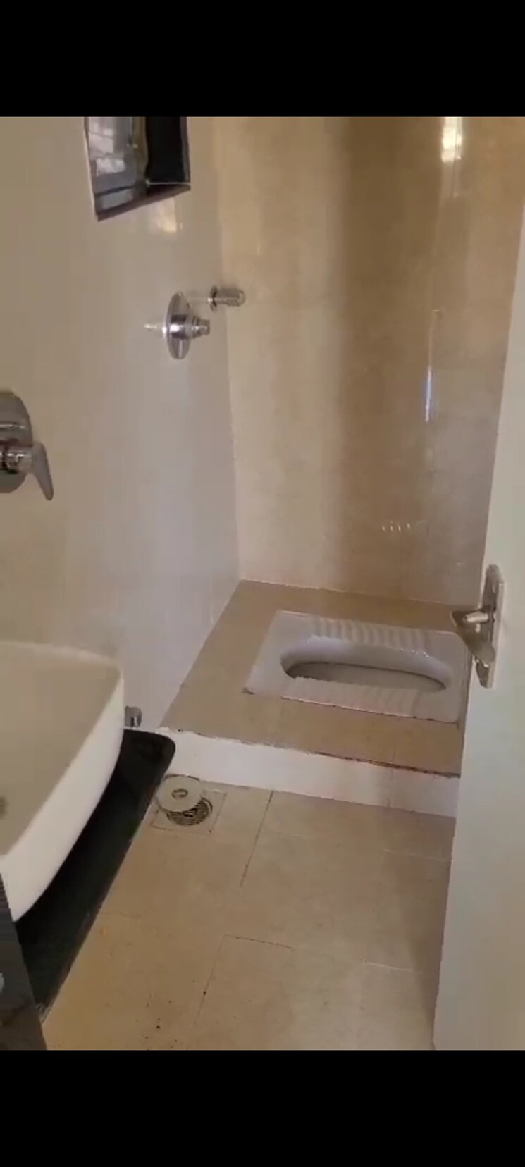 Bathroom, pranjee-garden-city-phase-2 2 Bedroom 900 Sq.Ft. Apartment In Katrap Thane 8664027