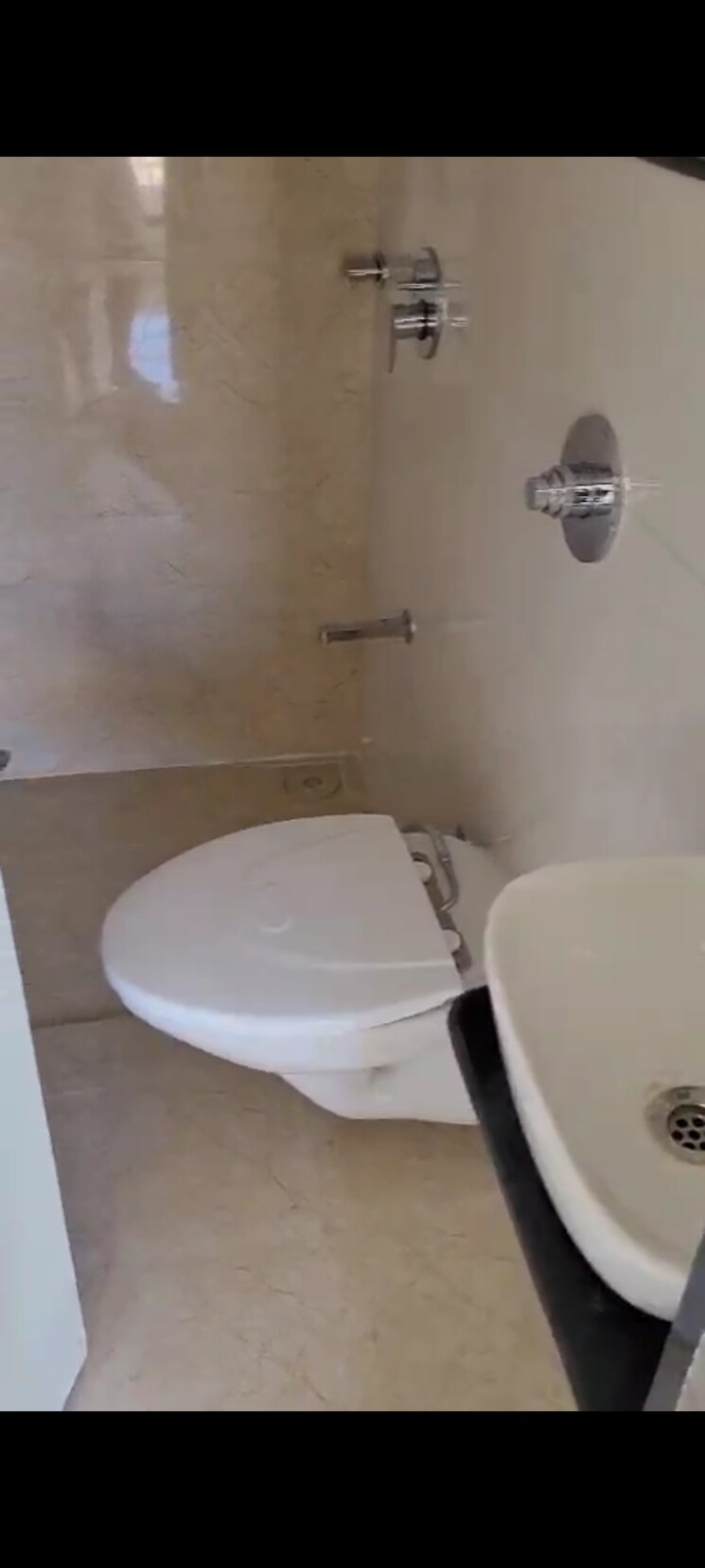 Bathroom, pranjee-garden-city-phase-2 2 Bedroom 900 Sq.Ft. Apartment In Katrap Thane 8664027