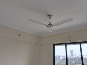 2 BHK Apartment For Rent in Sarvodaya Paradise, Kalyan West