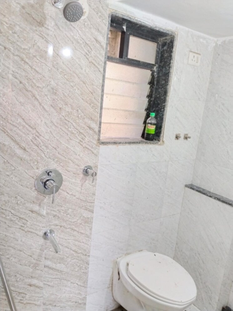 Bathroom, sarvodaya-paradise 2 Bedroom 1000 Sq.Ft. Apartment In Kalyan West Thane 8664031