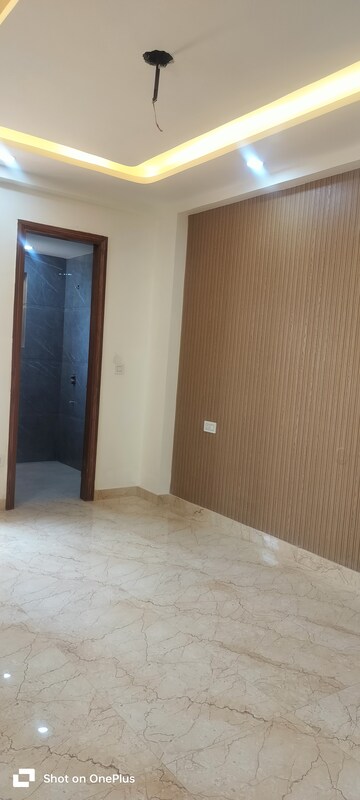  Plot – Exterior View View at Sector 76 - for Sale