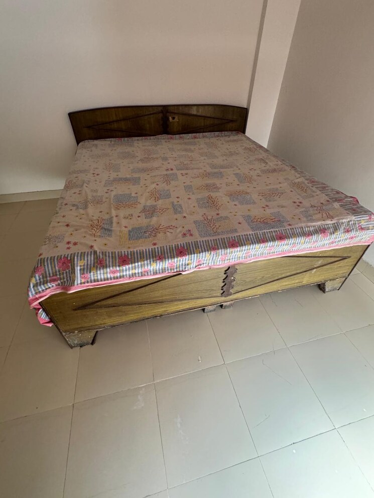 Bedroom, signature-the-serenas 2 Bedroom 614 Sq.Ft. Apartment In Sohna Sector 36 Gurgaon 8664053