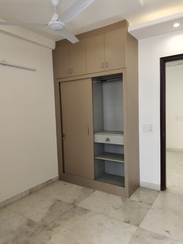 Room in 1 BHK Builder Floor at Malviya Nagar – for Rent