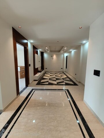 Living Room in 3 BHK Builder Floor at Ansal Jade Villa, Palam Vihar – for Rent
