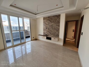 Room in 3 BHK Builder Floor at Ansal Jade Villa, Palam Vihar – for Rent