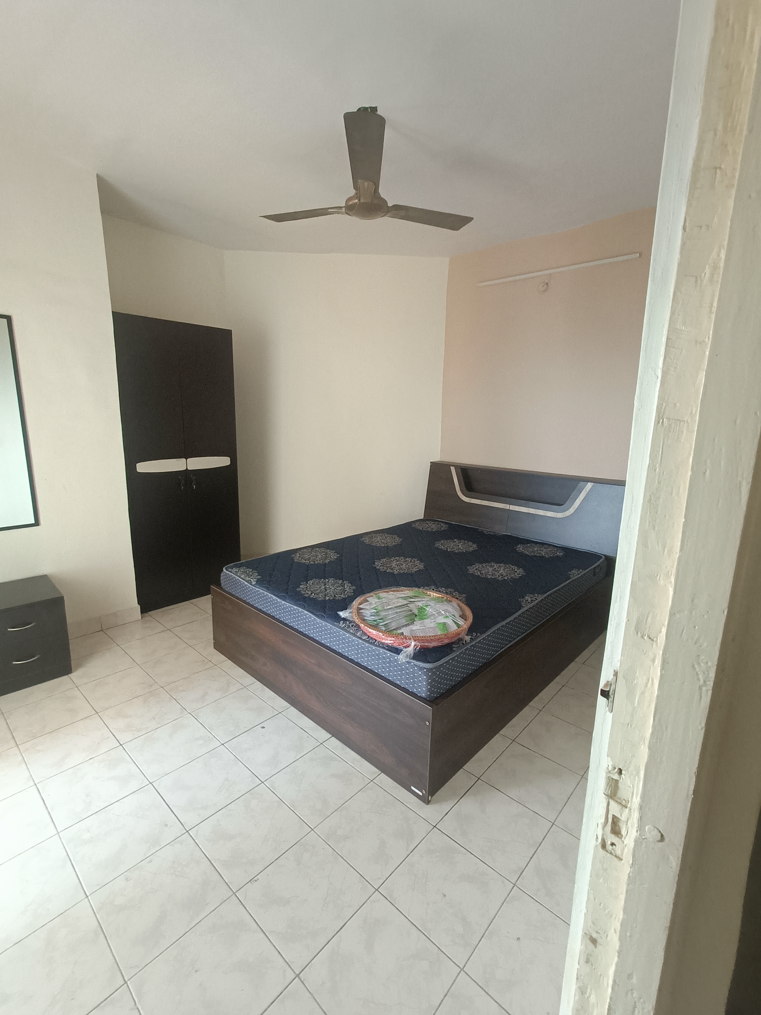 2 BHK + Pooja Room,Study Room,Extra Room Apartment For Rent in Sanpada