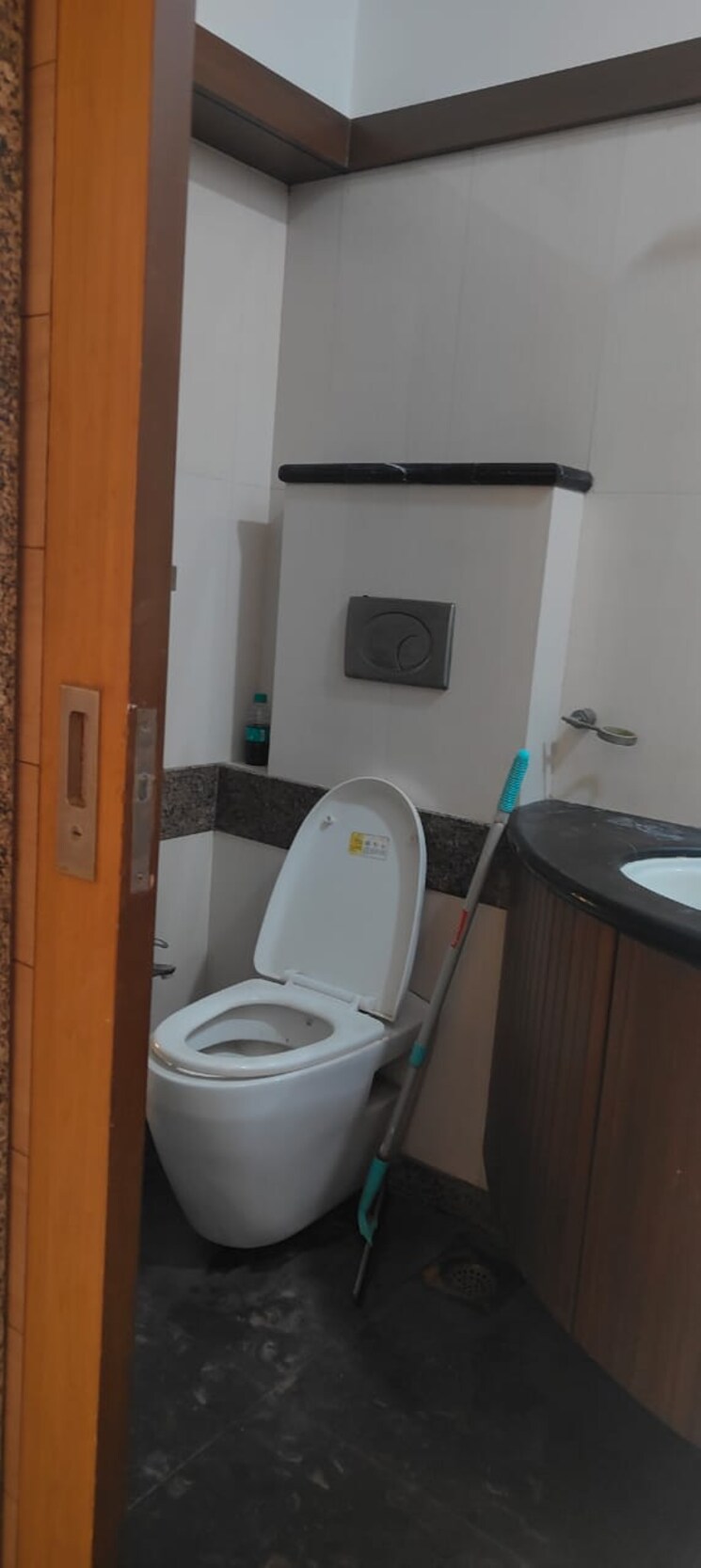 Bathroom, neelkanth-palms 3 Bedroom 950 Sq.Ft. Apartment In Kapur Bawdi Thane 8664136
