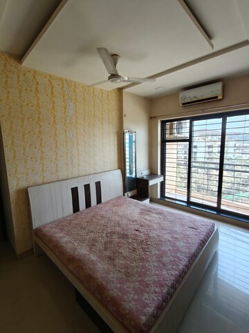 Bedroom in 2 BHK Apartment at K Raheja Heights, Malad East – for Rent