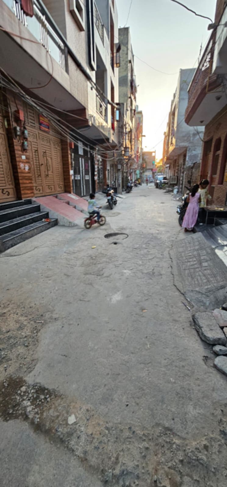  Parking, nawada 4 Bedroom 60 Sq.Yd. Independent House In Nawada Delhi 8664287