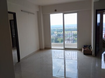 2 BHK Apartment For Rent in Signature The Serenas, Sohna Sector 36