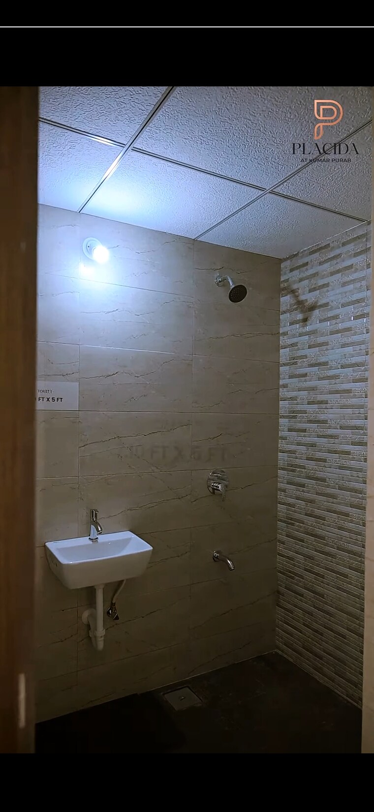 Bathroom, kumar-purab 2 Bedroom 747 Sq.Ft. Apartment In Hadapsar Pune 8664350