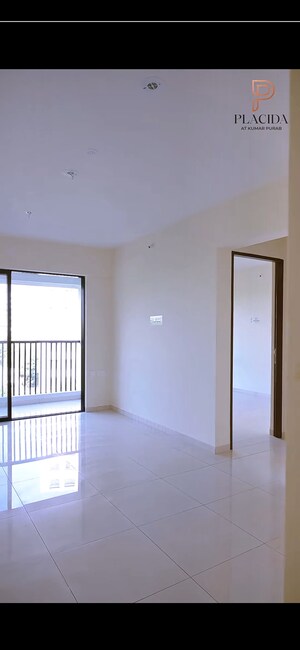 Room in 2 BHK Apartment at Kumar Purab, Hadapsar – for Sale