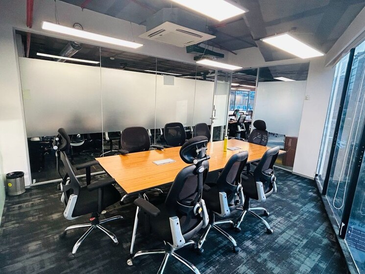 Gym, new palasia Commercial Office Space 1450 Sq.Ft. In New Palasia Indore 8664324