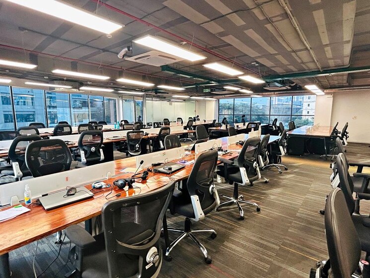 Gym, new palasia Commercial Office Space 1450 Sq.Ft. In New Palasia Indore 8664324