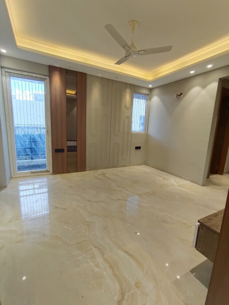 Room, kohli-one-malibu-town 3 Bedroom 240 Sq.Yd. Builder Floor In Sector 47 Gurgaon 8664260