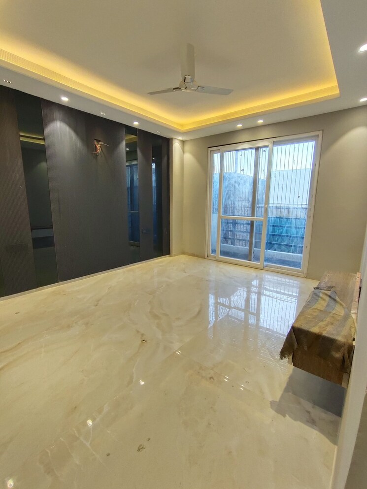 Room, kohli-one-malibu-town 3 Bedroom 240 Sq.Yd. Builder Floor In Sector 47 Gurgaon 8664260