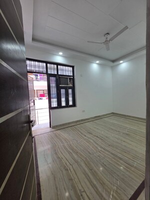 Room in 2 BHK Builder Floor at Green Fields Colony – for Sale