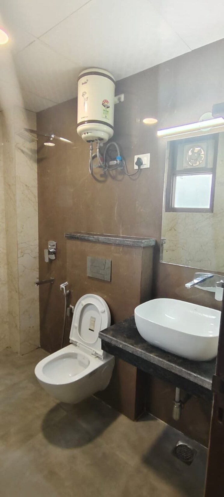Bathroom, ansal-sushant-lok-i 3 Bedroom 1850 Sq.Ft. Builder Floor In Sector 43 Gurgaon 8664361