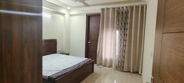 Bedroom in 3 BHK Builder Floor at Ansal Sushant Lok I, Sector 43 – for Rent