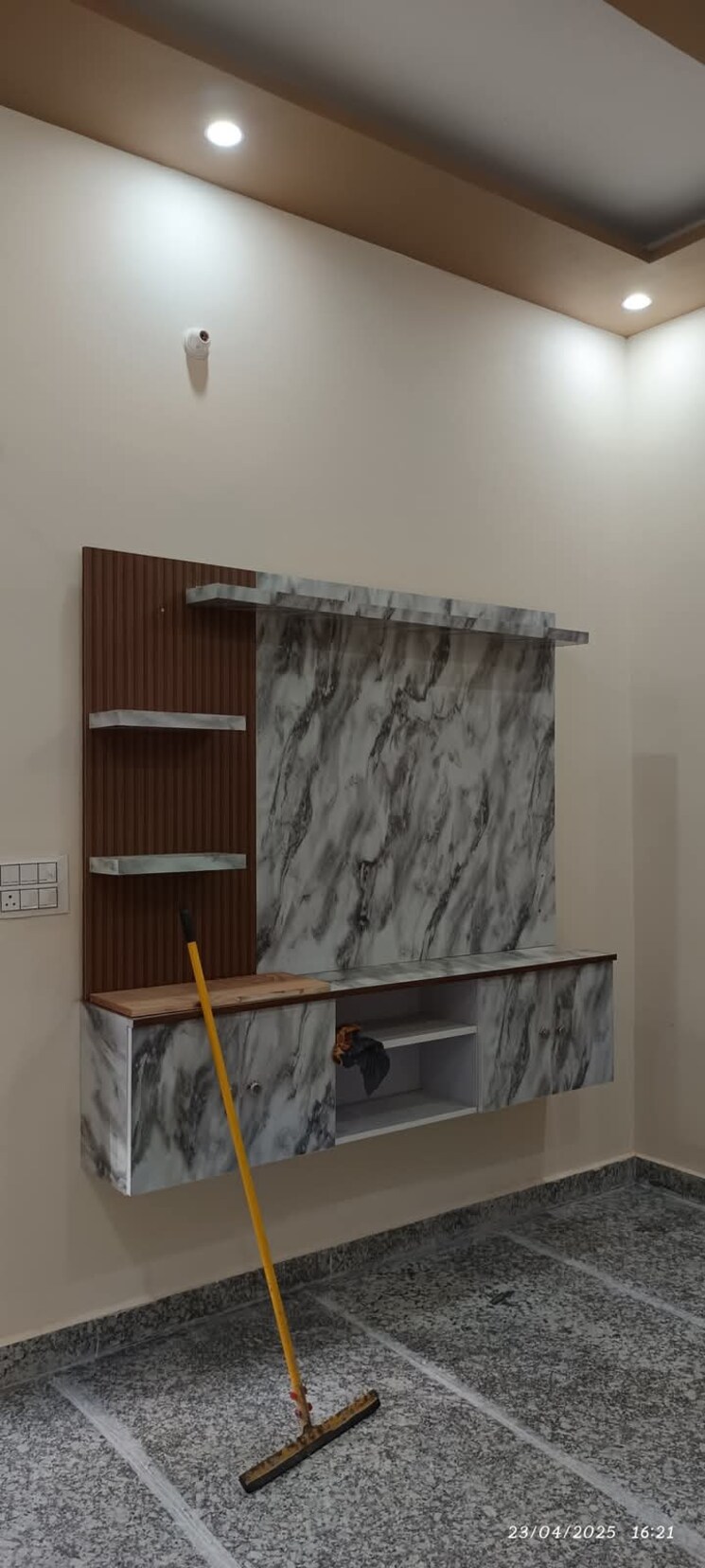 Room, modipuram 3 Bedroom 115 Sq.Yd. Independent House In Modipuram Meerut 8664432