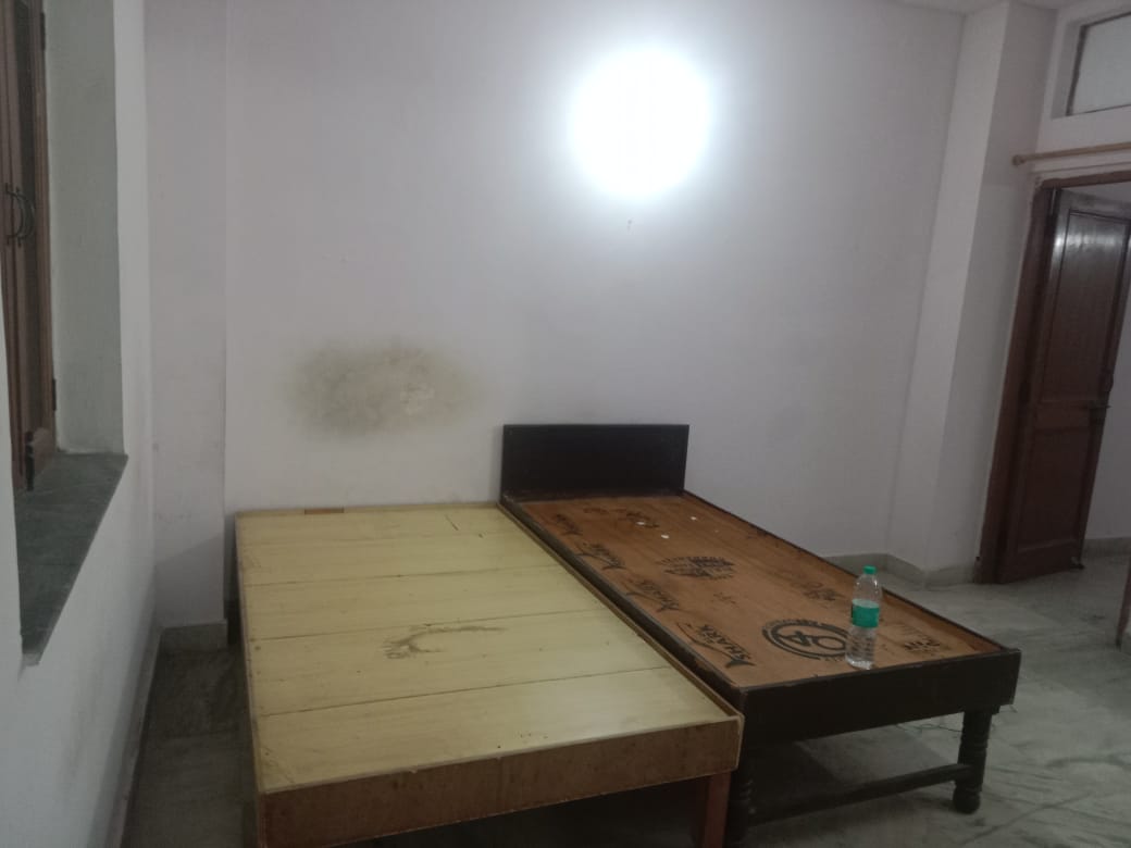 1 BHK Apartment For Rent in RWA Qutab Enclave