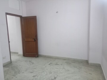 Room in 1 BHK Apartment at RWA Qutab Enclave, Katwaria Sarai – for Rent