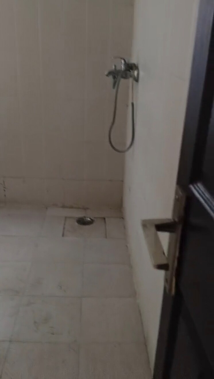 Bathroom, ajnara-gen-x 4 Bedroom 2250 Sq.Ft. Apartment In Dundahera Ghaziabad 8664532