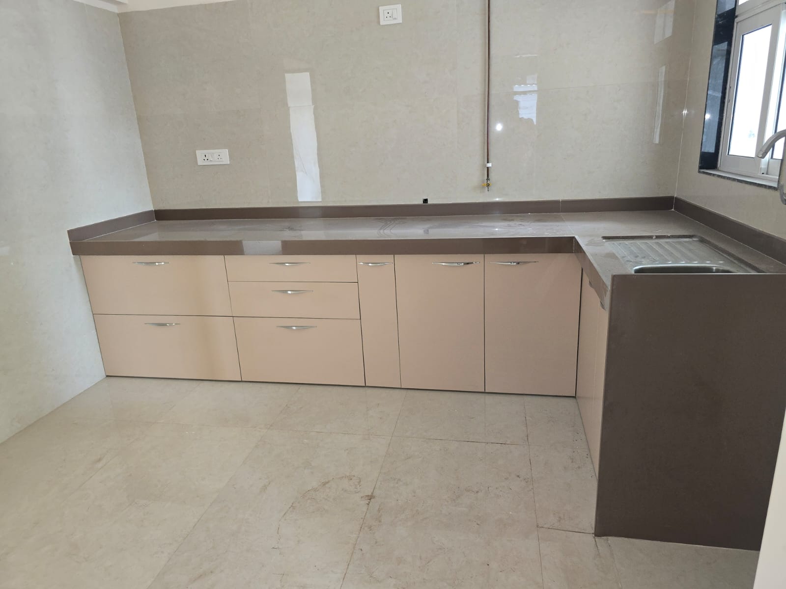 2 BHK + Pooja Room Apartment For Rent in Je and Vee Vrindavan