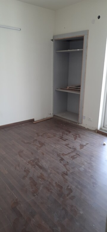 3 BHK Apartment For Rent in BPTP Discovery Park, Sector 80