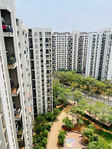 2 BHK Apartment For Rent in Lodha Palava City Lakeshore Greens, Dombivli East