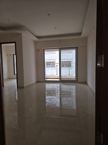 2 BHK Apartment For Rent in Je and Vee Madhuban, Malad East