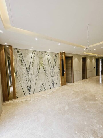 Room in 3.5 BHK Builder Floor at Kohli One Malibu Town, Sector 47 – for Sale