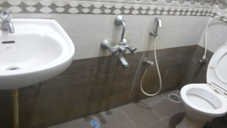 Bathroom, rt nagar 2 Bedroom 850 Sq.Ft. Independent House In Rt Nagar Bangalore 8664543