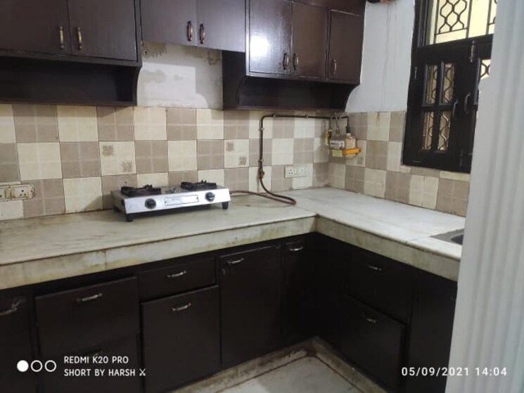 Kitchen, sector 12 2 Bedroom 114 Sq.Mt. Builder Floor In Sector 12 Noida 8664617