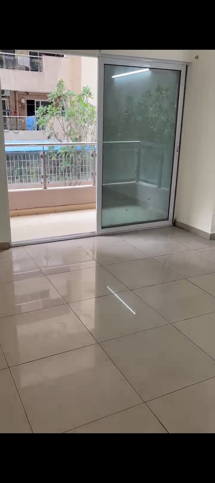 2 BHK Apartment For Sale in Gaurs Cascades