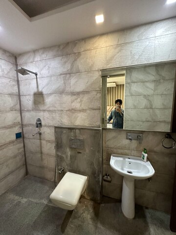 Bathroom in 2 BHK Builder Floor at Subhash Nagar – for Rent