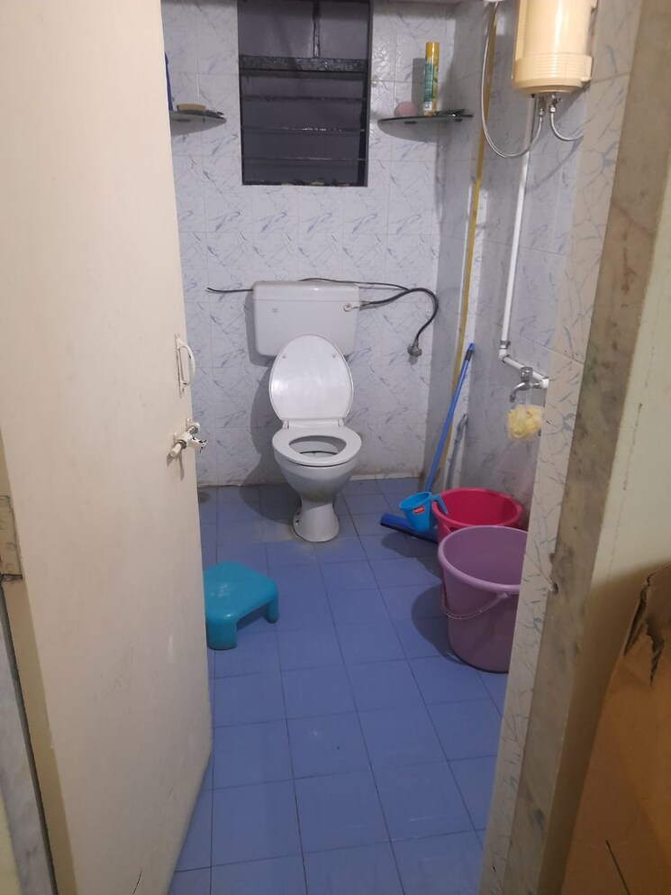 Bathroom, surobhi-park 2 Bedroom 795 Sq.Ft. Apartment In Aundh Pune 8664724