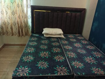 Bedroom in 1 BHK Builder Floor at Khirki Extension – for Rent