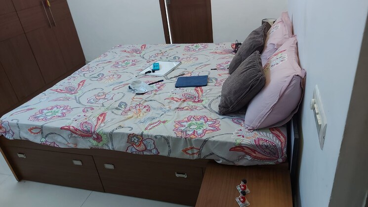 Bedroom, dlf-silver-oaks 2 Bedroom 1150 Sq.Ft. Apartment In Sector 26 Gurgaon 8664792