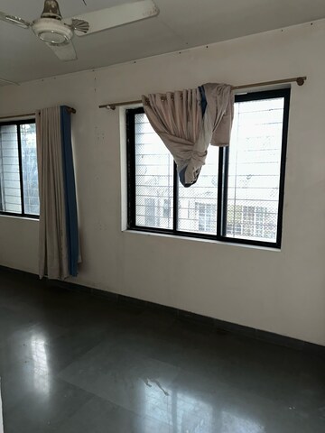 Room in 3 BHK Apartment at Shivajinagar – for Sale