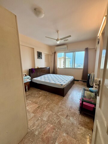 Bedroom in 2 BHK Apartment at Hiranandani Glen Croft, Powai – for Rent