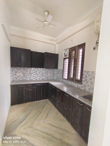 Kitchen in 3 BHK Builder Floor at Hong Kong Bazaar, Sector 57 – for Rent