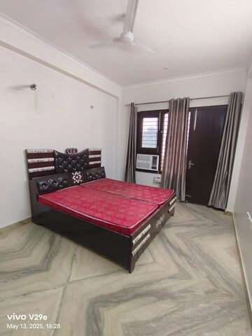 Bedroom in 3 BHK Builder Floor at Hong Kong Bazaar, Sector 57 – for Rent